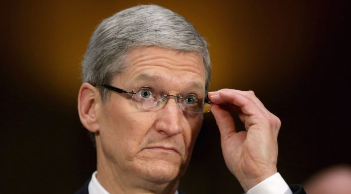 Apple won’t take a cut — for now — when Facebook sells online classes