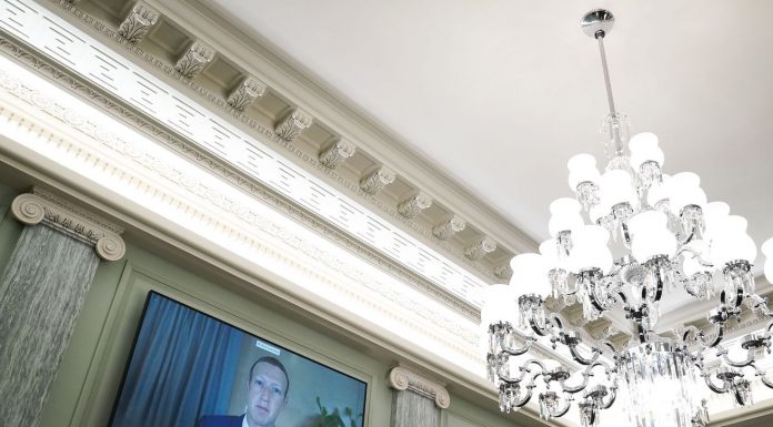 Facebook glitch blocks certain political ads, raising new questions about transparency