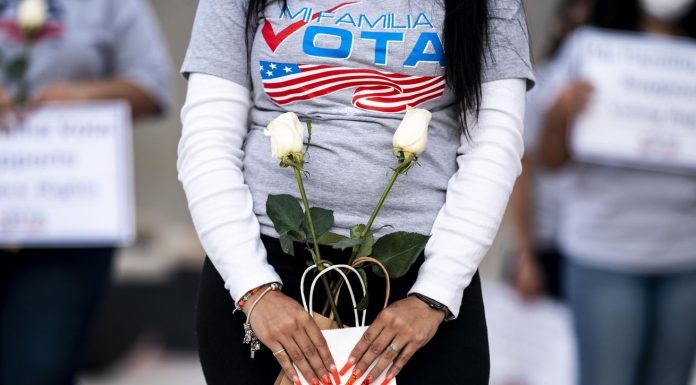 How fake news aimed at Latinos thrives on social media