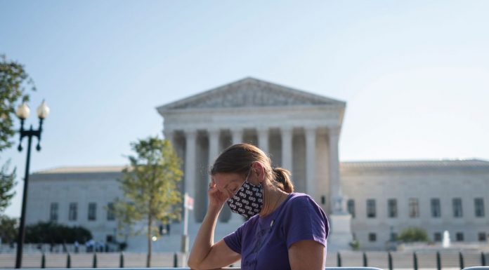 A surprising number of government agencies buy cellphone location data. Lawmakers want to know why.