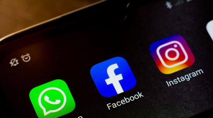 Why the US government wants Facebook to sell off Instagram and WhatsApp