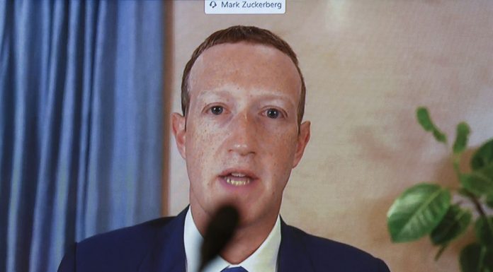 Facebook wants Washington’s help running Facebook