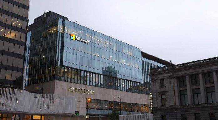 Four new hacking groups have joined an ongoing offensive against Microsoft’s email servers