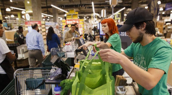 Instacart’s harsh ratings system hurts grocery delivery people like me