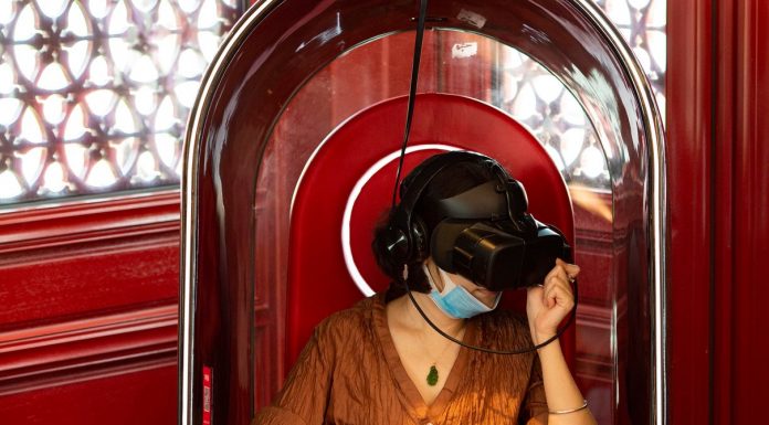 How to Reduce Motion Sickness in Virtual Reality