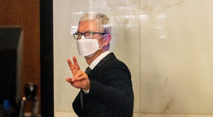 Epic Grills Tim Cook: Does Apple Put Greed Before Gamers?