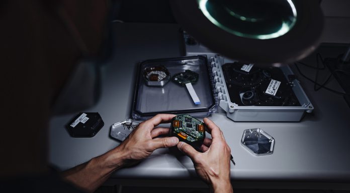 Facebook drops funding for interface that reads the brain