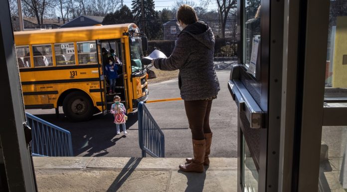 How these US schools reopened without sparking a covid outbreak