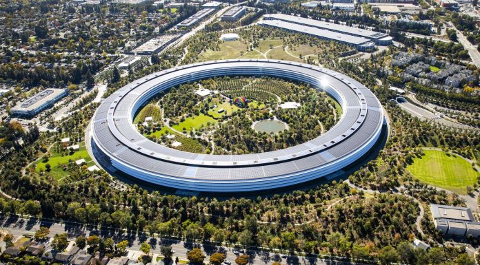 The real stakes of Apple’s battle over remote work