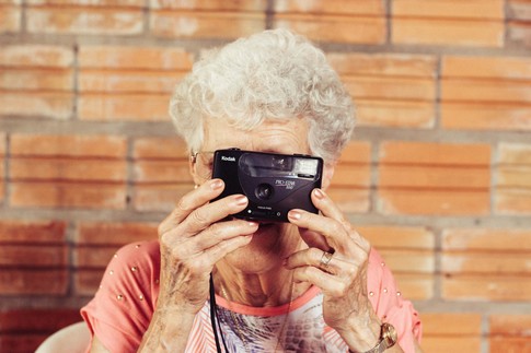How can technology improve our lives as we age? – World Economic Forum