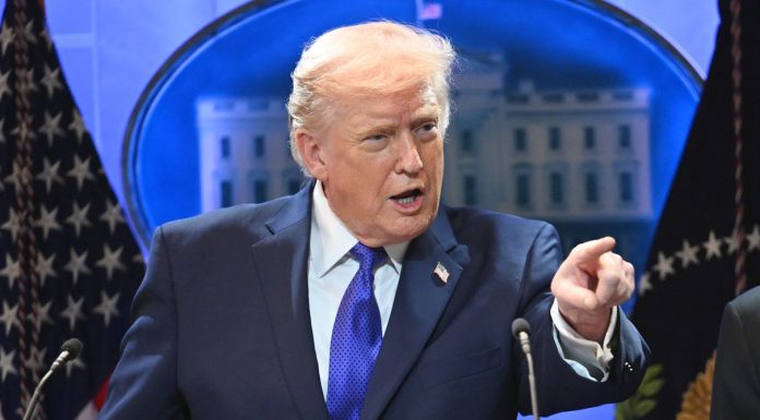 Trump Imposes New Tariffs to Sidestep Supreme Court Ruling