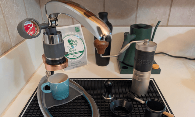 Pulling Espresso by Hand Is More Fun Than Pushing a Button