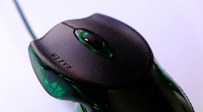 Razer Boomslang 20th Anniversary Mouse Review: For Collectors