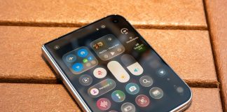 Liquid Glass Finally Makes Sense on the iPhone Duo